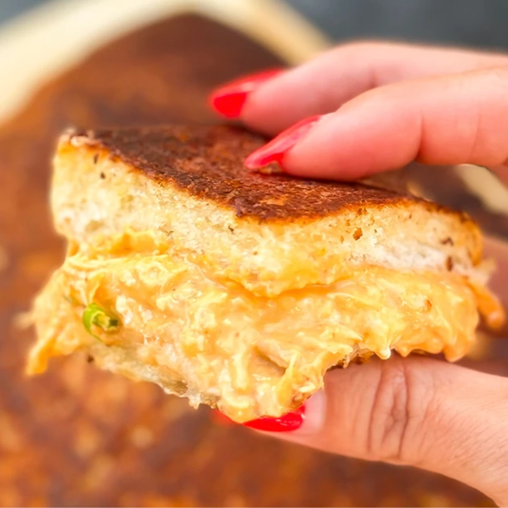 King's Hawaiian Buffalo Chicken Grilled Cheese