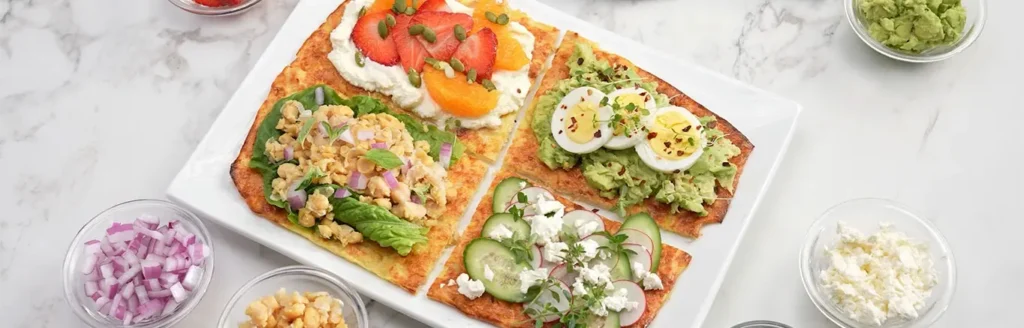 High Protein Chicken & Cottage Cheese Flatbread with Swanson's